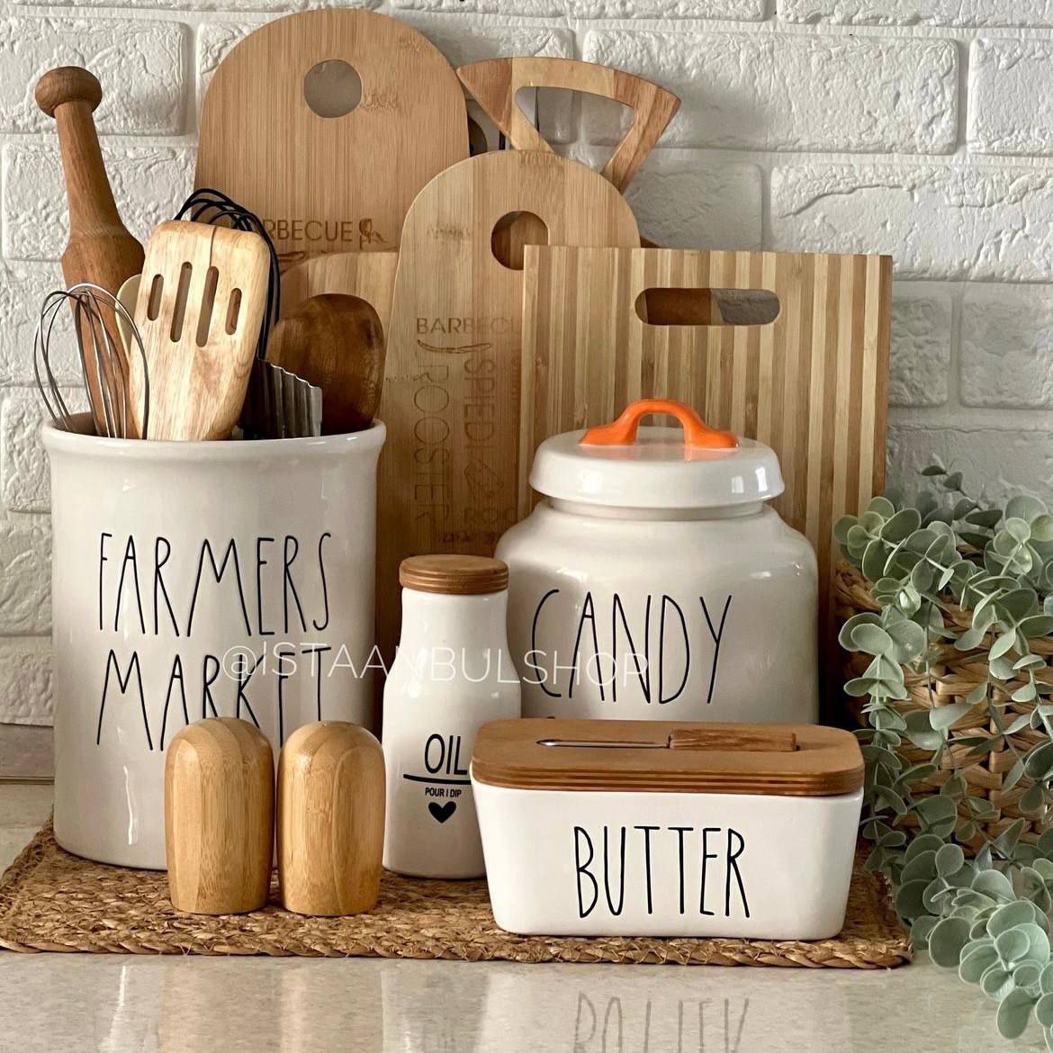 photo_5785016903138396580_y