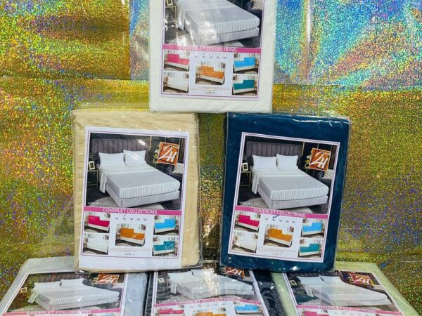 طقم ملاية السرير السادة والإسترايب